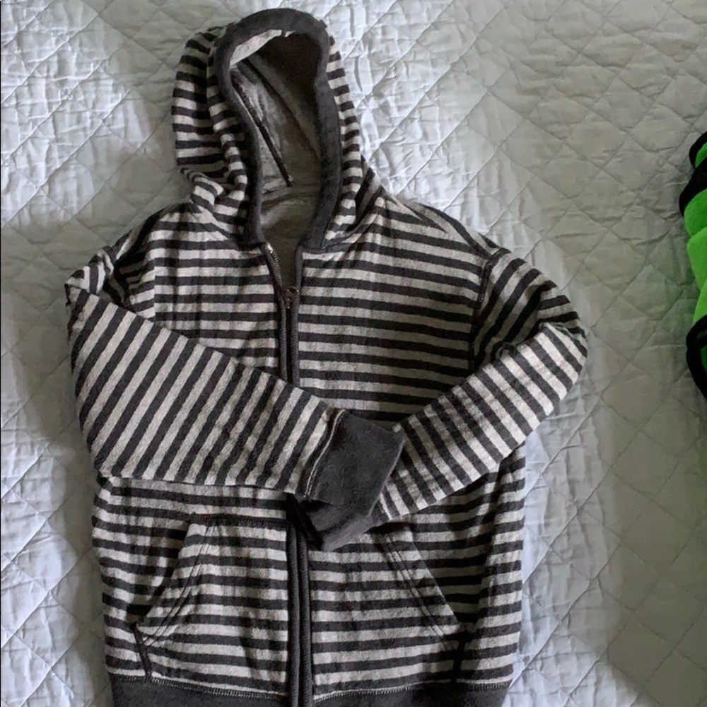 Boys gray striped hoodie